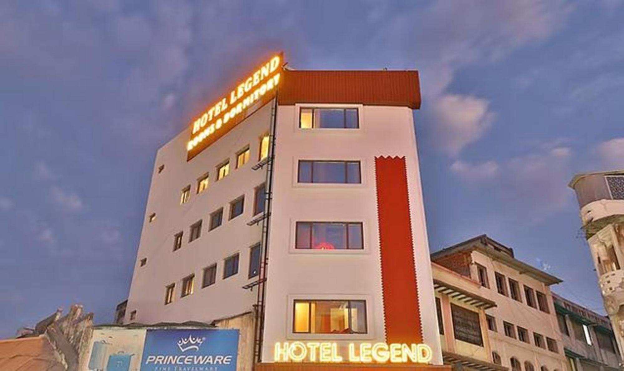 Fabhotel Prime Legend Сурат Екстериор снимка